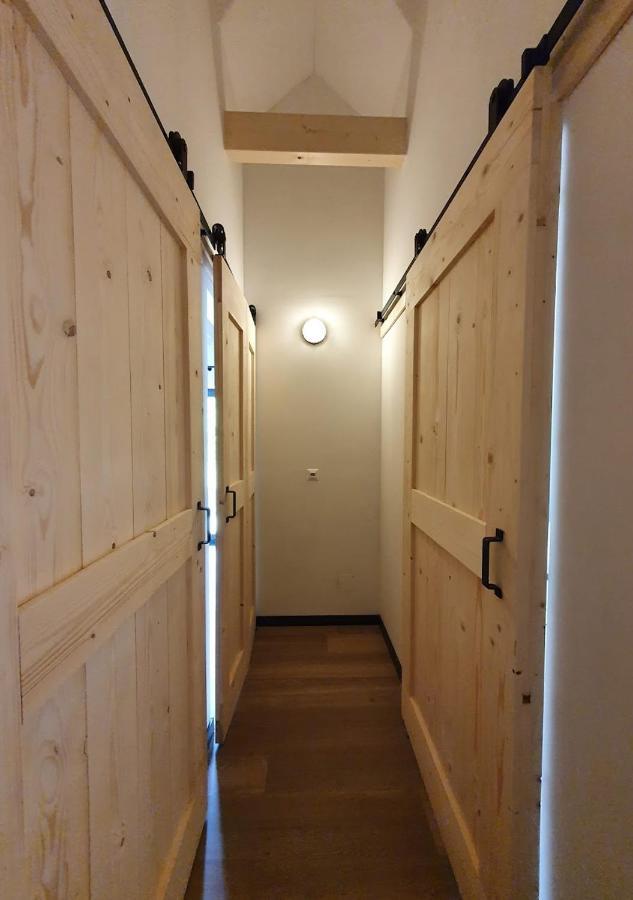 Nest *